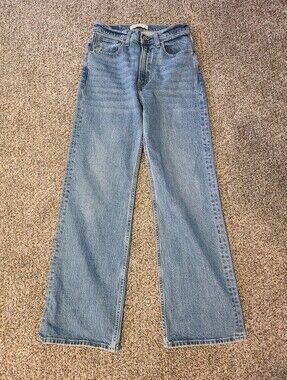 Abercrombie & Fitch The 90s Relaxed High Rise Jean 26/2 Short